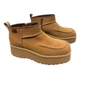 NEW UGG Tan Suede Ankle Boots